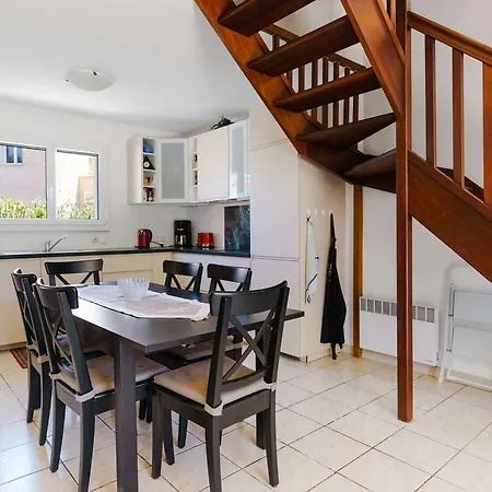Climatisee 4 Pieces Avec Terrasse, Wifi, Garage, Proche De La Plage, Animaux Acceptes - Fr-1-409-81
