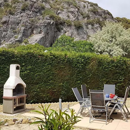 Climatisee 4 Pieces Avec Terrasse, Wifi, Garage, Proche De La Plage, Animaux Acceptes - Fr-1-409-81 Villa