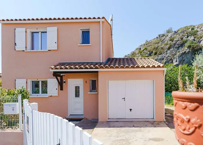 Villa Climatisee 4 Pieces Avec Terrasse, Wifi, Garage, Proche De La Plage, Animaux Acceptes - Fr-1-409-81 *