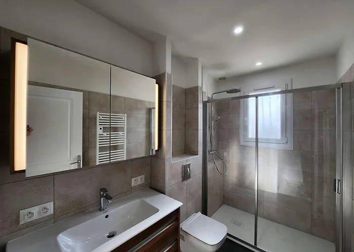 Villa Climatisee 4 Pieces Avec Terrasse, Wifi, Garage, Proche De La Plage, Animaux Acceptes - Fr-1-409-81 Narbonne